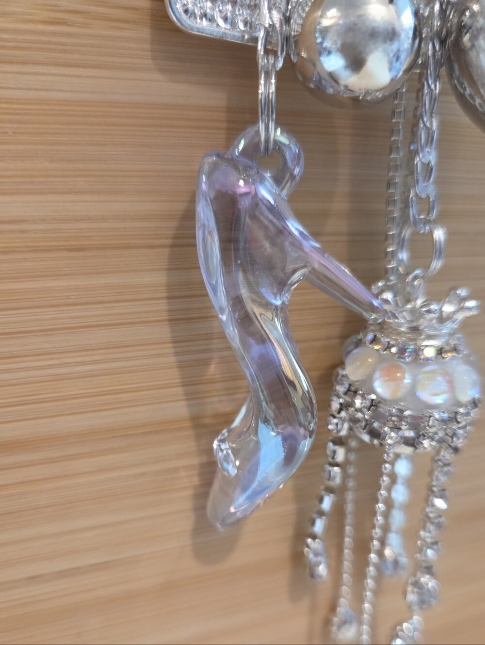 ✨ Luxury Rhinestone "You Are Beautiful" Perfume Bottle Keychain Charm ✨ - Picture 10 of 15